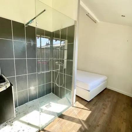 Ferienhaus Charmante Maisonnette En Tuffeau A Deux Pas De La Loire, Centre Avec Parking Gratuit